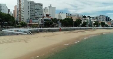 Artigo: Corpo é encontrado na praia do Porto da Barra