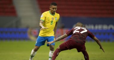 Artigo: Eliminatórias: Brasil e Venezuela fazem duelo de opostos