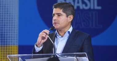 Artigo: “Senado não é casa de aposentar políticos”, provoca ACM Neto