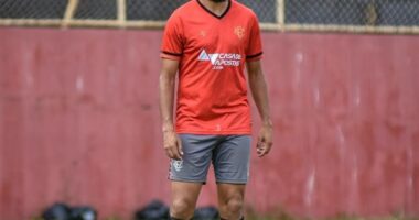 Artigo: Lutando por sobrevivência na Série B, Vitória encara Avaí fora de casa