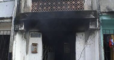 Artigo: Incêndio atinge imóvel no bairro de Periperi, no subúrbio de Salvador