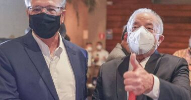 Artigo: Visando Centrão, Lula pode diminuir poder de ministério de Alckmin, diz site