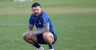 Artigo: STJD pune Rossi e Matheus Bahia, mas jogadores podem jogar contra Atlético-MG