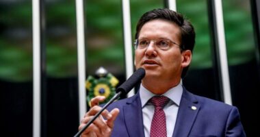 Artigo: PROS descarta apoio a Neto e diz seguir com Roma