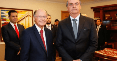 Artigo: Integrantes da Igreja Universal estão insatisfeitos com Bolsonaro, diz site