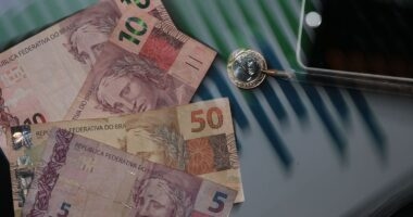 Artigo: Mercado financeiro prevê que economia vai crescer 0,36% em 2022