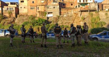 Artigo: PM deflagra operação no bairro de Águas Claras, em Salvador
