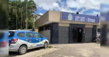 Artigo: Mulher é encontrada morta dentro de casa em Lauro de Feitas