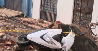 Artigo: Marquise de prédio desaba e afeta fiação elétrica no bairro de Massaranduba, em Salvador