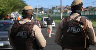 Artigo: Homem é preso duas vezes com carros roubados em intervalo de sete horas