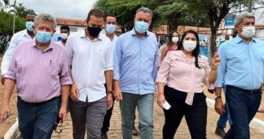 Artigo: Cotados para o governo, Luiz Caetano e Jerônimo Rodrigues exaltam marca de Rui