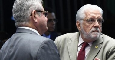 Artigo: Wagner minimiza pouca atuação de Angelo Coronel na campanha de Jerônimo: “tem o jeito dele”