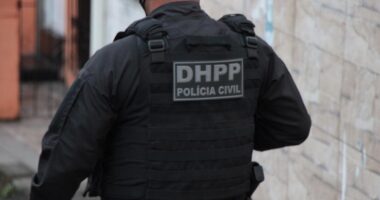 Artigo: Mulher é presa por suspeita de matar idoso e esconder o corpo