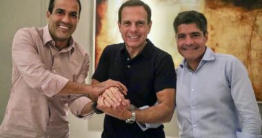 Artigo: ACM Neto e João Doria se encontram em jantar, em Salvador
