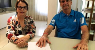 Artigo: Bolsonaro estuda trocar Braga Netto por ex-ministra como vice