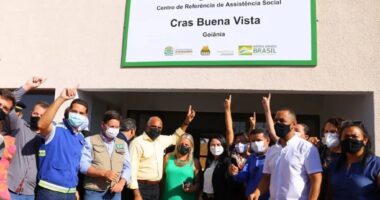 Artigo: Ao lado de ex-ministros, João Roma participa de inauguração de obra inacabada; entenda