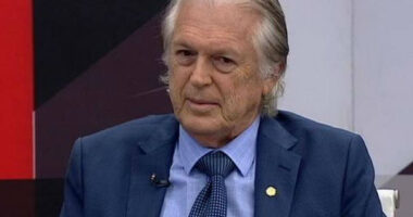 Artigo: Luciano Bivar oficializa desistência e lança senadora à Presidência