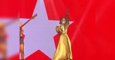 Artigo: Ex-BBB é acusada de realizar showmício após apoiar Lula em show