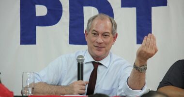 Artigo: Fora do partido, Ciro Gomes detona e diz que PDT “se vendeu” para o PT
