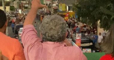 Artigo: Caetano encontra João Gualberto em Mata de São João: “Você deveria ter vergonha”