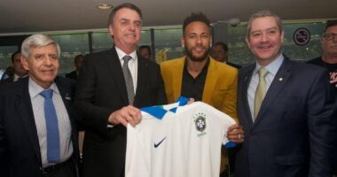 Artigo: Neymar declara voto em Bolsonaro: “Vota vota e confirma”