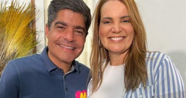 Artigo: Após derrota de Neto, prefeita de Conquista tira férias em Recife e prepara demissões