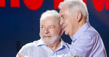 Artigo: Lula anuncia Otto Alencar como novo líder do governo no Senado