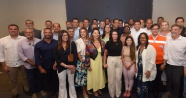 Artigo: Nenhum negro e sem novas mulheres: os novos secretários de Bruno Reis