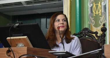 Artigo: Cátia Rodrigues se torna a primeira mulher a ser 1ª vice-presidente da Câmara Municipal de Salvador