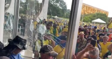 Artigo: Policial militar baiano posta vídeo de invasão em Brasília: “Povo não aceita ladrão”