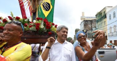 Artigo: Na Lavagem do Bonfim, Jerônimo revela encontro de governadores do Nordeste para debater atos golpistas