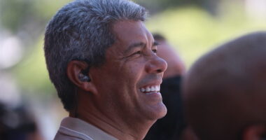 Artigo: Deputados se unem em novo bloco de apoio a Jerônimo Rodrigues