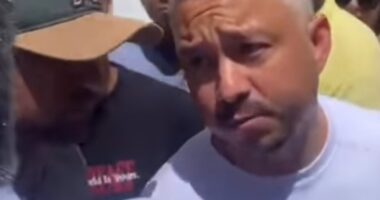 Artigo: Prefeito e vereador protagonizam confusão em envento em Porto Seguro