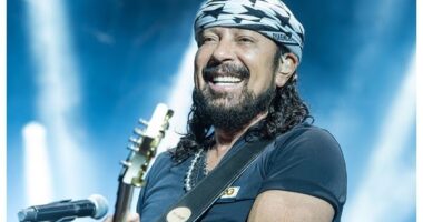 Artigo: Bell Marques é indicado para receber honraria na Alba