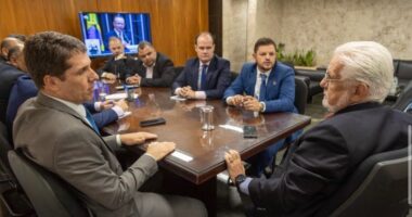 Artigo: Após romper com Rui para apoiar ACM Neto, Zé Cocá encontra Wagner em Brasília