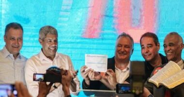 Artigo: Avante projeta aumentar número de deputados eleitos em 2026, diz site