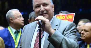 Artigo: Ronaldo Carletto leva prefeito do PP para o Avante e contraria previsão dos pepistas