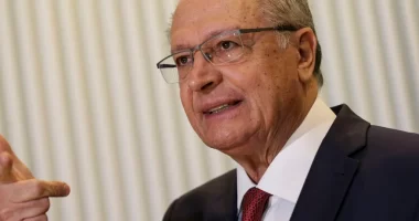 Artigo: Prédio de ministério de Alckmin é esvaziado após denuncia de bomba