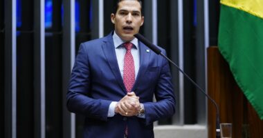 Artigo: Gabriel Nunes reafirma urgência da reforma tributária ao país após chegada da proposta ao Senado