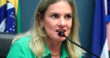 Artigo: Líder de votos em 2022, deputada é cotada para presidência da Alba