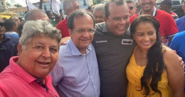 Artigo: Rivailton Veloso acompanha Geraldo Jr. em visita à Feira de São Joaquim