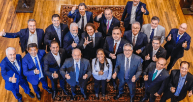 Artigo: Com baianos, Lula faz reunião com lideres do Senado