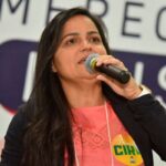 Artigo: Prefeitura fecha creches e deixa mães desesperadas em Lauro de Freitas