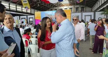 Artigo: Pré-candidata recebe apoio de Wagner e tem conversa reservada com Rui Costa