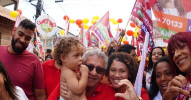 Artigo: Boa recepção a Caetano nos desfiles confirma desejo de mudança em Camaçari