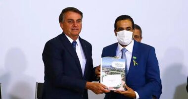 Artigo: Apoiado pelo PL, Bruno Reis foge de associação a Bolsonaro; confira