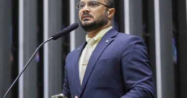 Artigo: Capitão Alden defende operação que deixou mais de 100 mortos no Rio de Janeiro