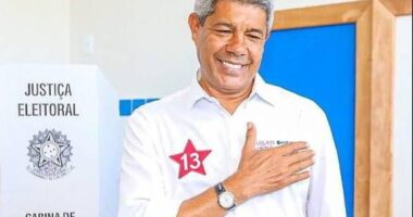 Artigo: Colégio Modelo Luís Eduardo Magalhães passa a se chamar Colégio Estadual Camaçari