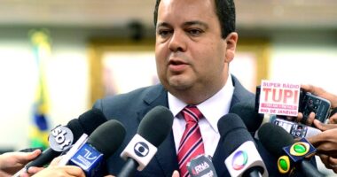 Artigo: PF aponta reunião de Elmar com empresário investigado na Overclean; defesa nega