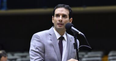 Artigo: Léo Prates defende reunião entre Neto e Roma em chapa para 2026